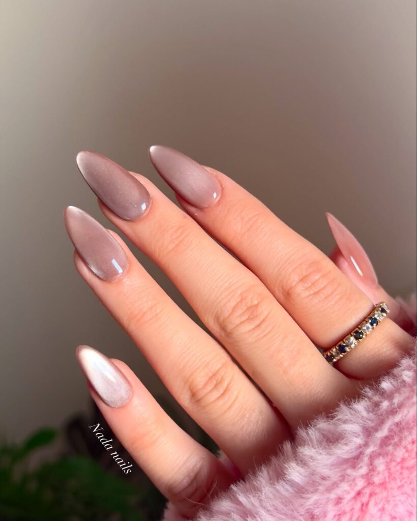Cat Eye Nails