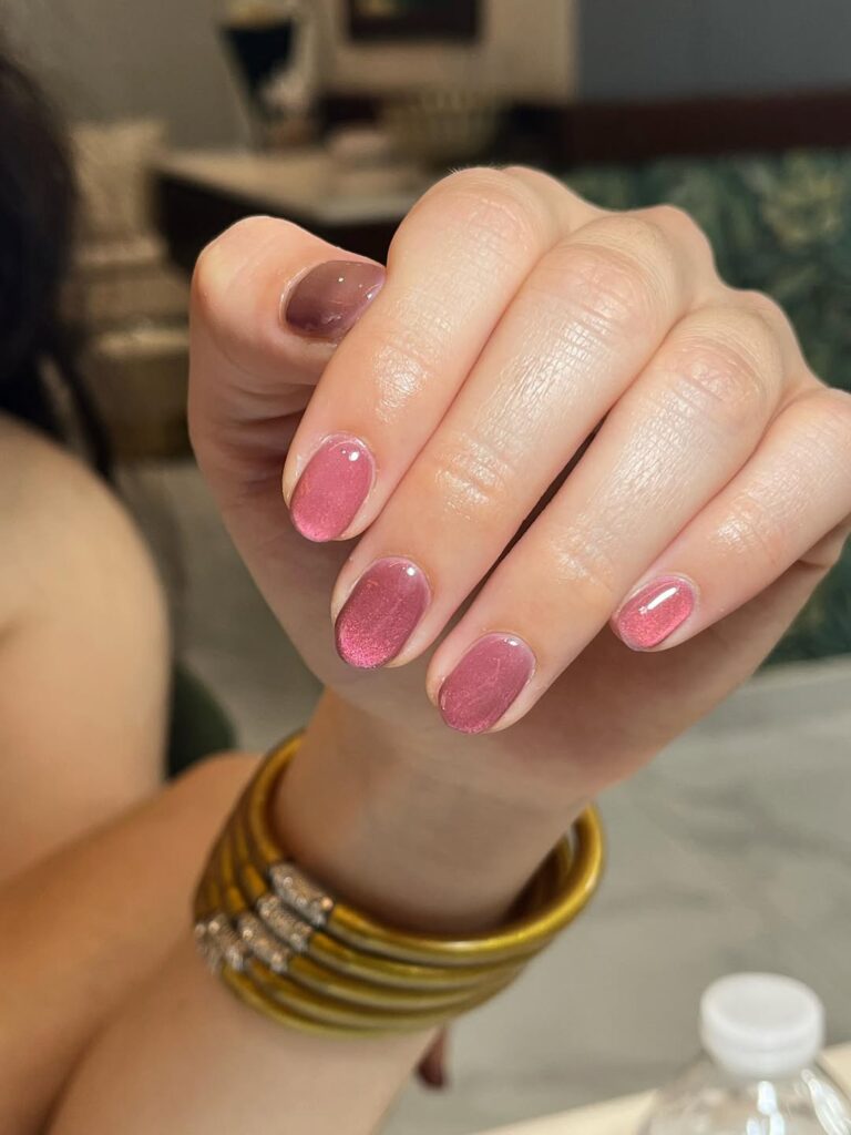 Cat Eye Nails