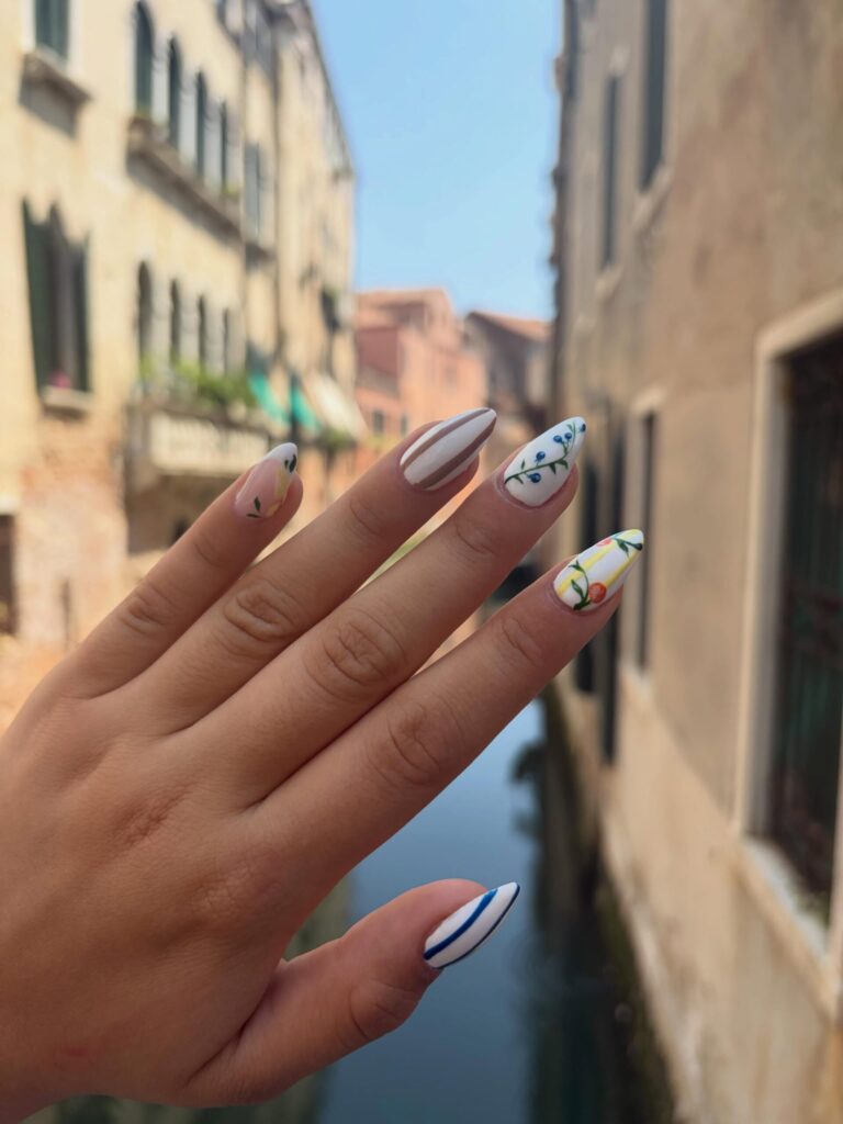 Italian Sunny Nail Ideas