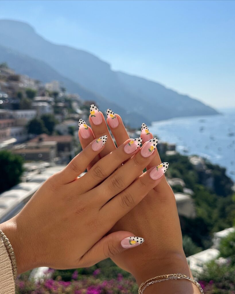 Italian Sunny Nail Ideas