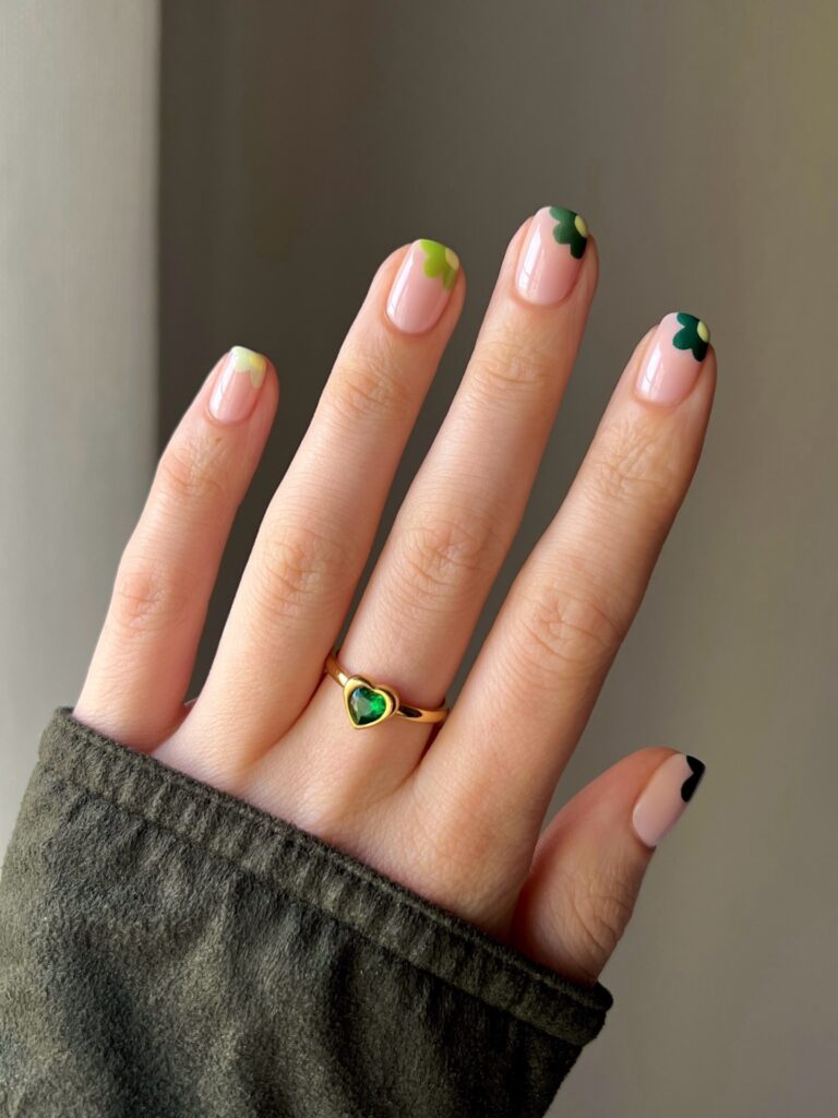 Vintage Spring Nail