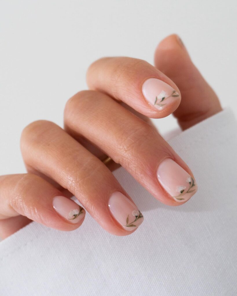 Vintage Spring Nail