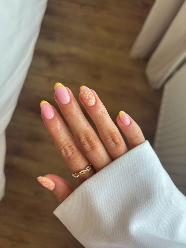 Dreamy Beach Nail